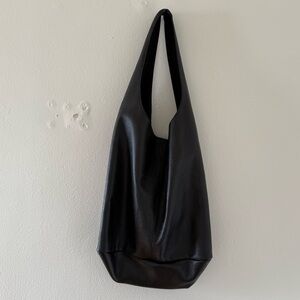 Vestirsi Sienna Black Leather Hobo